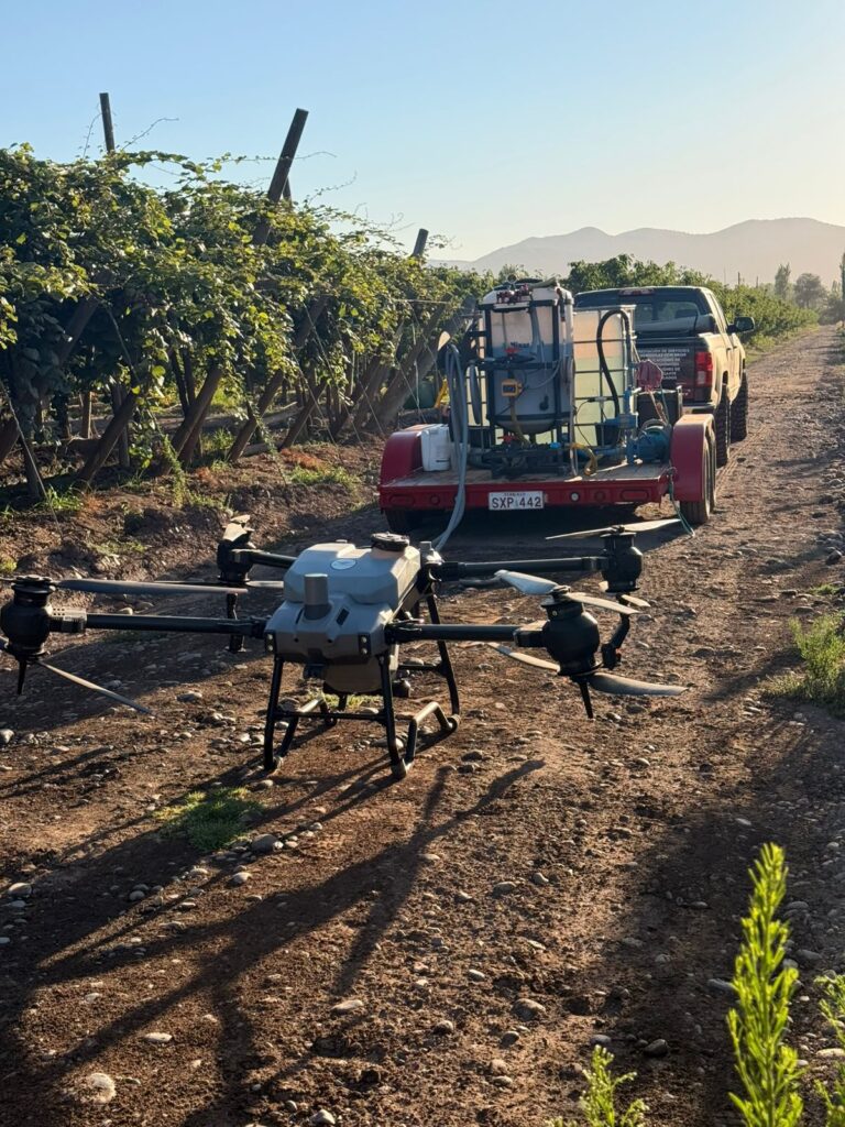 Estanque mezclador AP Mixer para drones agrícolas operando con drone t50